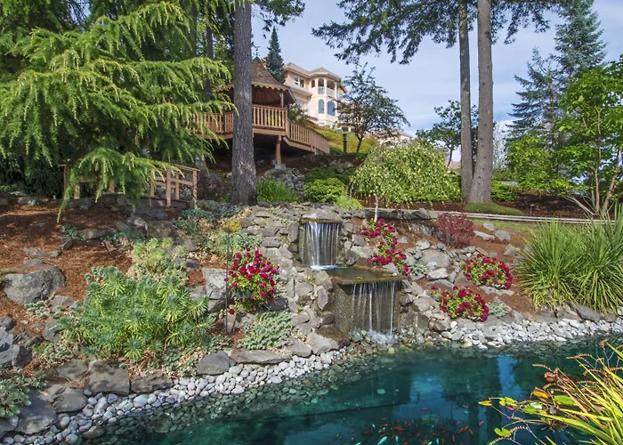 Villa Eyrie Resort