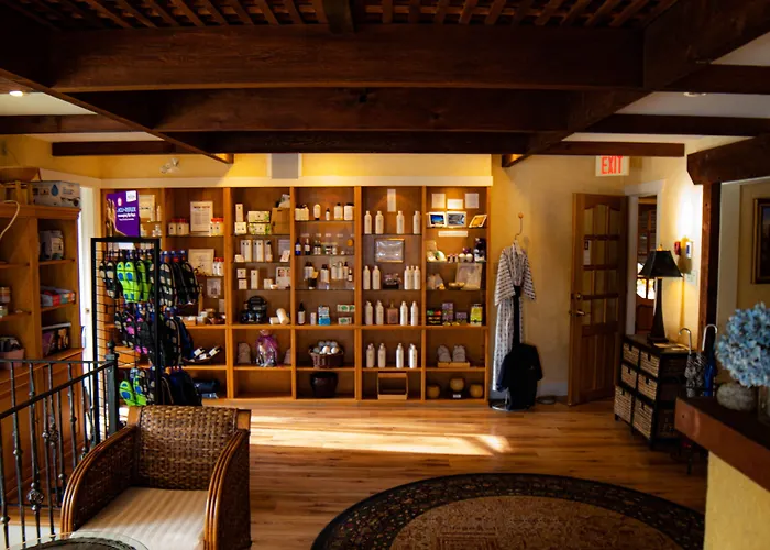 Galiano Oceanfront Inn & Spa