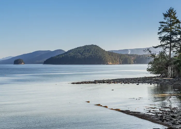 Mayne Island Resort